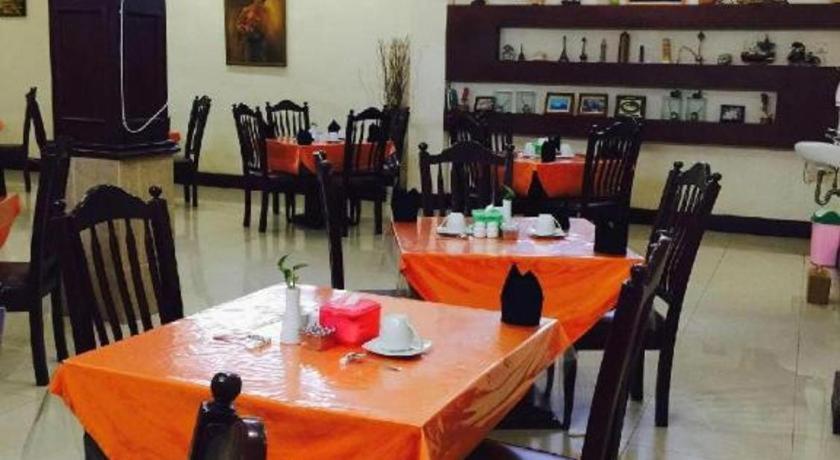 Hotel Dynasty Tarakan Exteriör bild