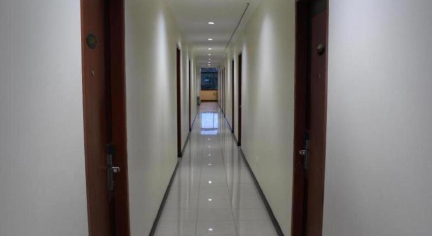 Hotel Dynasty Tarakan Exteriör bild